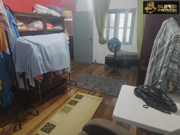Imagem Casa com 3 Quartos à Venda, 300 m² em Fragata - Pelotas Imagem Casa com 3 Quartos à Venda, 300 m² em Fragata - Pelotas