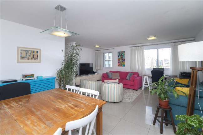 Apartamento com 2 Quartos à Venda, 104 m² em Moema - São Paulo
