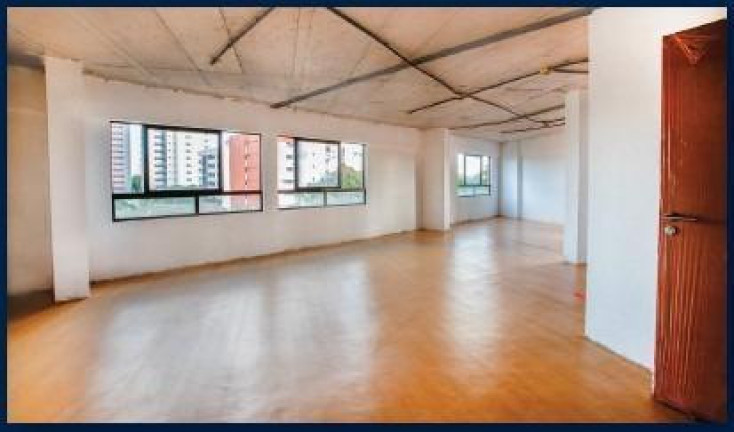 Sala Comercial à Venda, 600 m² em Poço - Recife