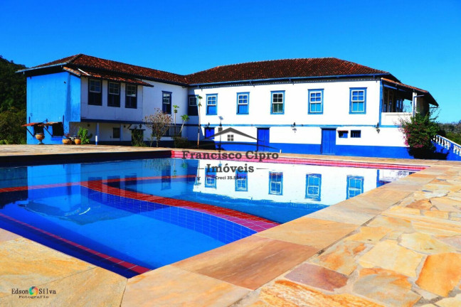 Imagem Imóvel com 3 Quartos à Venda, 1.548.800 m² em Centro - Piquete Imagem Imóvel com 3 Quartos à Venda, 1.548.800 m² em Centro - Piquete
