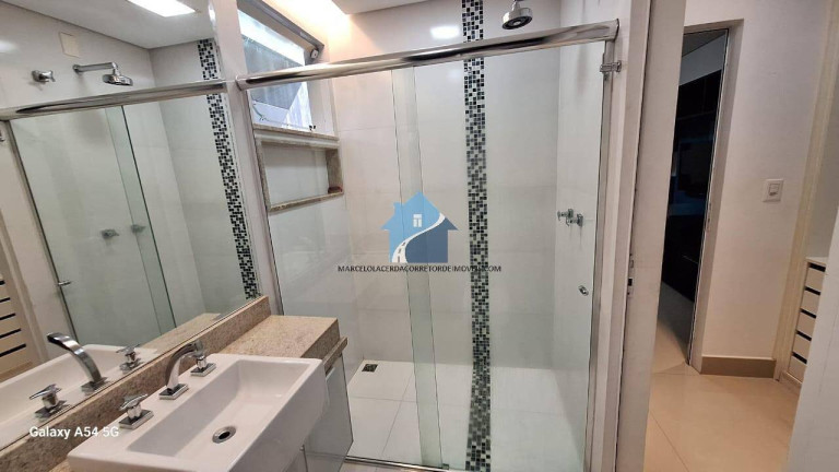 Imagem Casa com 3 Quartos à Venda, 250 m² em Centro - Manaus Imagem Casa com 3 Quartos à Venda, 250 m² em Centro - Manaus