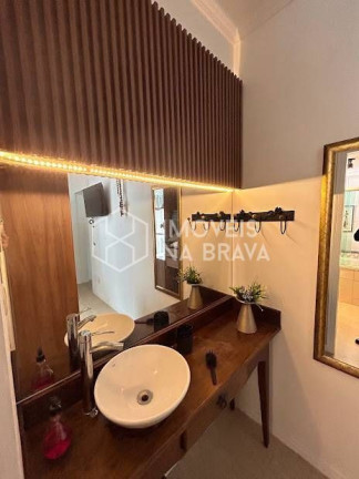 Imagem Cobertura com 3 Quartos para Alugar, 180 m² em Praia Dos Amores - Balneário Camboriú