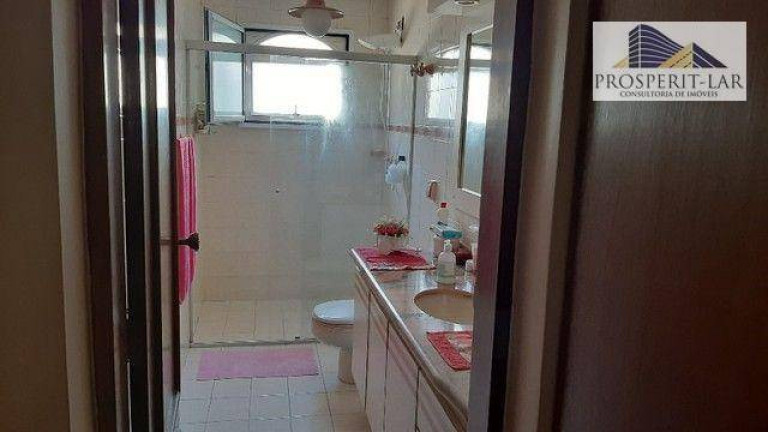 Imagem Casa com 3 Quartos à Venda, 398 m² em Vila Galvão - Guarulhos Imagem Casa com 3 Quartos à Venda, 398 m² em Vila Galvão - Guarulhos