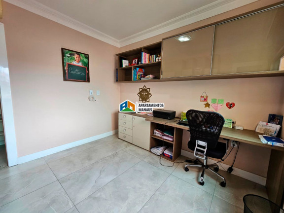 Imagem Casa com 4 Quartos à Venda, 300 m² em Adrianópolis - Manaus