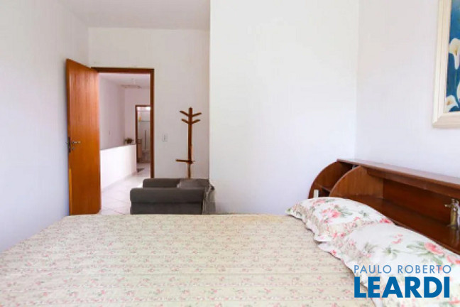 Imagem Sobrado com 3 Quartos à Venda, 196 m² em Jardim - Santo André Imagem Sobrado com 3 Quartos à Venda, 196 m² em Jardim - Santo André