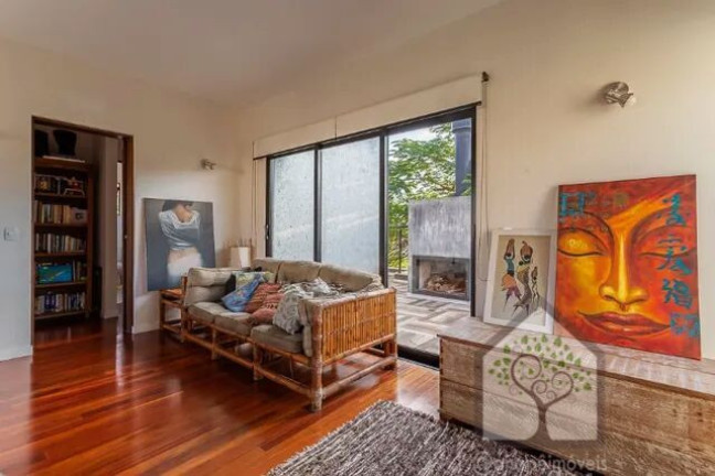 Imagem Casa com 4 Quartos à Venda, 200 m² em Rio Tavares - Florianópolis Imagem Casa com 4 Quartos à Venda, 200 m² em Rio Tavares - Florianópolis
