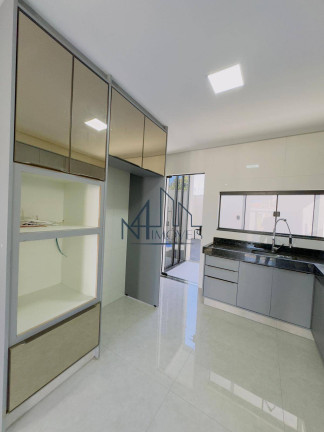Imagem Sobrado com 3 Quartos à Venda, em Independência - 2º Complemento - Aparecida De Goiânia Imagem Sobrado com 3 Quartos à Venda, em Independência - 2º Complemento - Aparecida De Goiânia