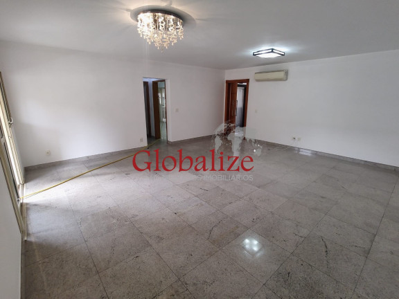 Imóvel com 4 Quartos para Alugar, 151 m² em Gonzaga - Santos