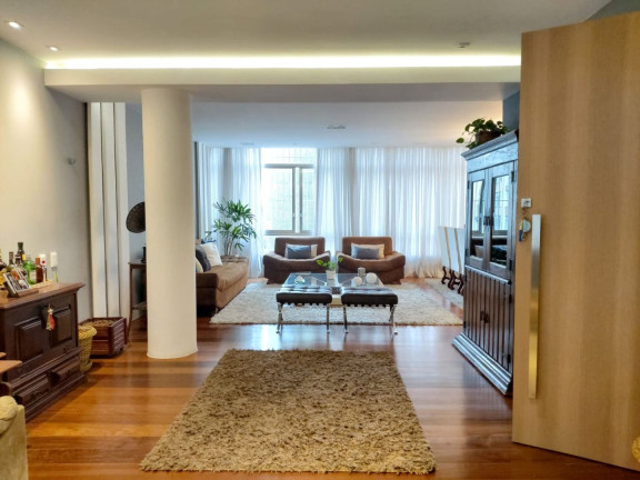 Imagem Apartamento com 4 Quartos à Venda, 220 m² em Icaraí - Niterói Imagem Apartamento com 4 Quartos à Venda, 220 m² em Icaraí - Niterói