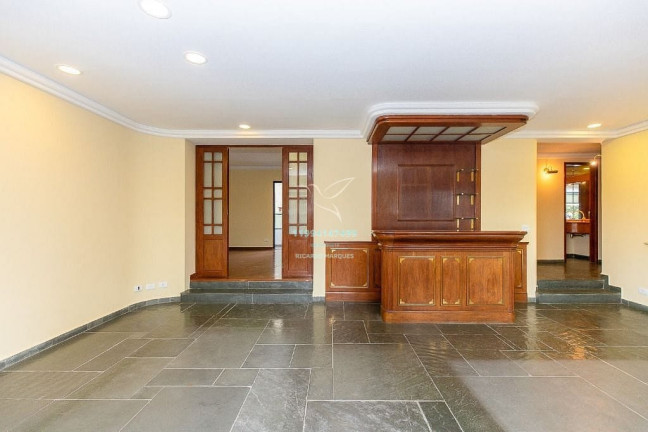 Imagem Apartamento com 5 Quartos à Venda, 220 m² em Moema - São Paulo