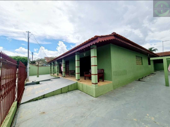 Imagem Casa com 4 Quartos à Venda, 248 m² em Contorno - Ponta Grossa Imagem Casa com 4 Quartos à Venda, 248 m² em Contorno - Ponta Grossa