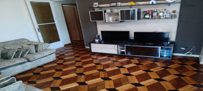 Imagem Casa com 4 Quartos à Venda, 170 m² em Méier - Rio De Janeiro Imagem Casa com 4 Quartos à Venda, 170 m² em Méier - Rio De Janeiro