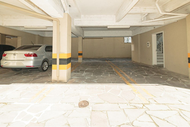 Imagem Imóvel com 2 Quartos à Venda, 63 m² em Santana - Porto Alegre Imagem Imóvel com 2 Quartos à Venda, 63 m² em Santana - Porto Alegre