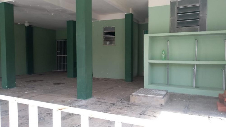 Imagem Imóvel com 3 Quartos à Venda, 25 m² em Campo Grande - Rio De Janeiro Imagem Imóvel com 3 Quartos à Venda, 25 m² em Campo Grande - Rio De Janeiro