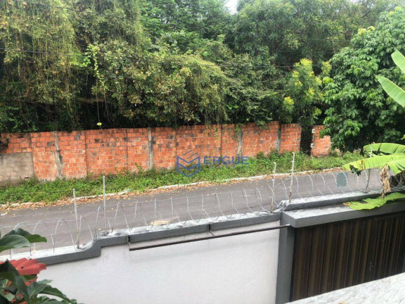 Imagem Casa com 2 Quartos à Venda, 180 m² em Parque Havaí - Eusébio Imagem Casa com 2 Quartos à Venda, 180 m² em Parque Havaí - Eusébio