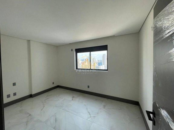 Imagem Apartamento com 3 Quartos à Venda, 130 m² em Centro - Balneário Camboriú