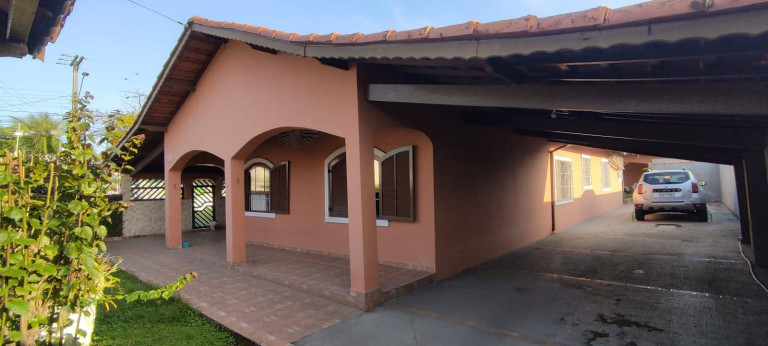 Imagem Casa com 4 Quartos à Venda, 420 m² em Centro - Peruíbe Imagem Casa com 4 Quartos à Venda, 420 m² em Centro - Peruíbe