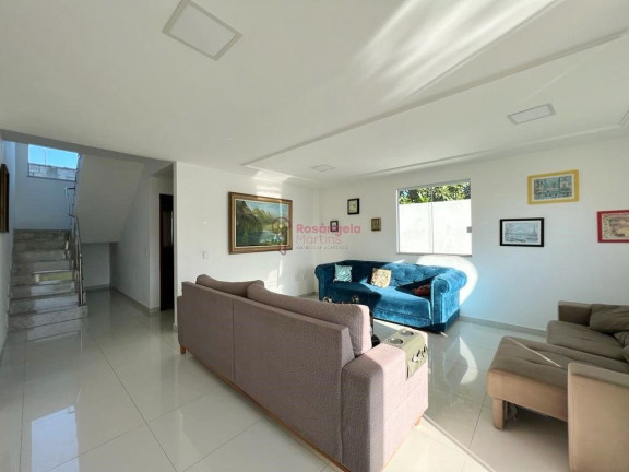 Imagem Casa com 4 Quartos à Venda, em Interlagos - Vila Velha Imagem Casa com 4 Quartos à Venda, em Interlagos - Vila Velha
