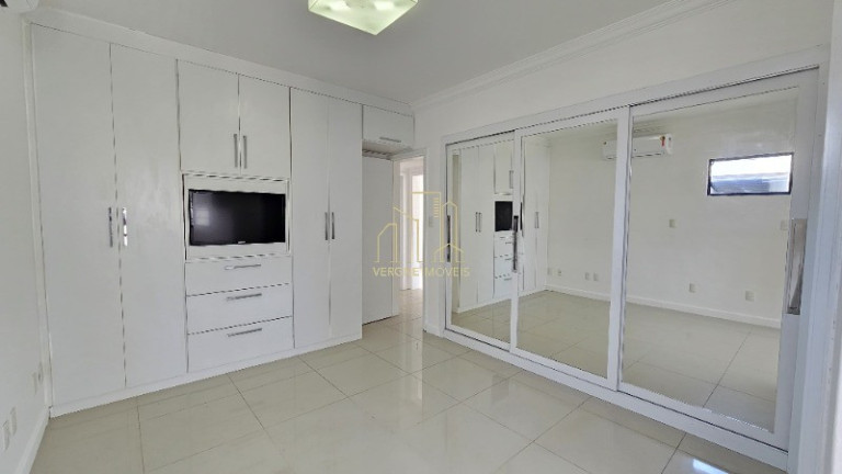 Imagem Imóvel com 4 Quartos à Venda, 152 m² em Pituba - Salvador Imagem Imóvel com 4 Quartos à Venda, 152 m² em Pituba - Salvador