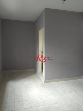 Imagem Casa com 3 Quartos para Alugar, 150 m² em Encruzilhada - Santos Imagem Casa com 3 Quartos para Alugar, 150 m² em Encruzilhada - Santos