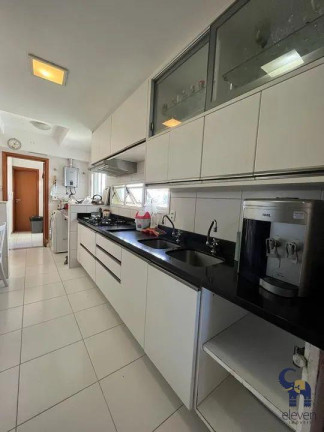 Imagem Apartamento com 4 Quartos à Venda, 212 m² em Jaguaribe - Salvador Imagem Apartamento com 4 Quartos à Venda, 212 m² em Jaguaribe - Salvador