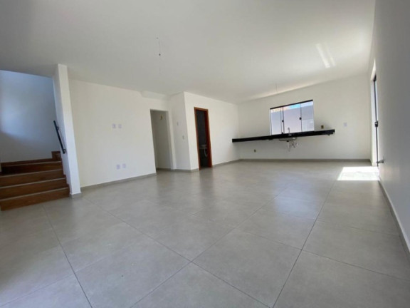 Imagem Sobrado com 3 Quartos à Venda, 130 m² em Parque Jacaraipe - Serra Imagem Sobrado com 3 Quartos à Venda, 130 m² em Parque Jacaraipe - Serra