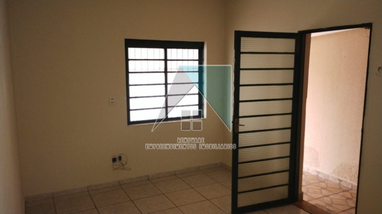 Imagem Casa com 4 Quartos à Venda, 150 m² em Vila Albertina - Ribeirão Preto Imagem Casa com 4 Quartos à Venda, 150 m² em Vila Albertina - Ribeirão Preto