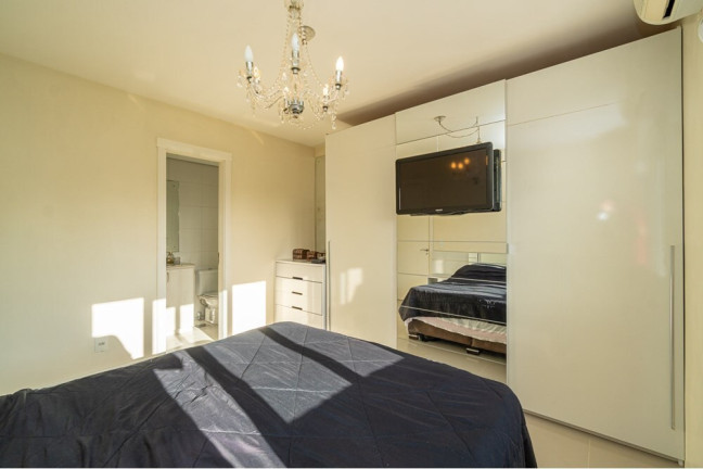 Imagem Apartamento com 3 Quartos à Venda, 80 m² em Menino Deus - Porto Alegre Imagem Apartamento com 3 Quartos à Venda, 80 m² em Menino Deus - Porto Alegre