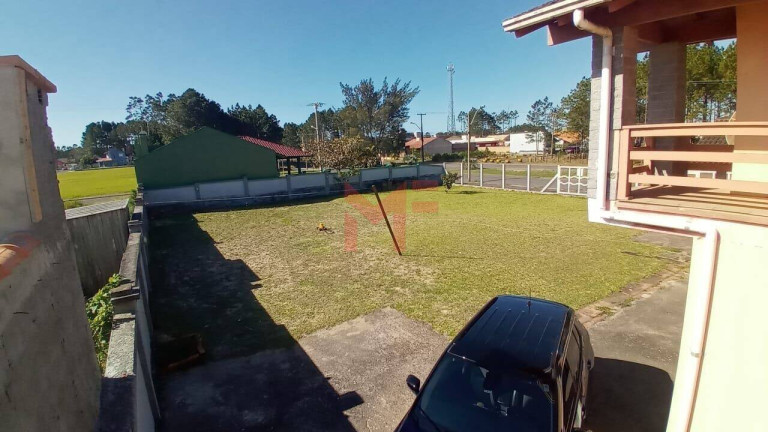 Imagem Sobrado com 4 Quartos à Venda, em Capão Da Canoa Imagem Sobrado com 4 Quartos à Venda, em Capão Da Canoa