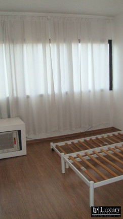 Imagem Cobertura com 2 Quartos para Alugar, 70 m² em Alphaville - Barueri Imagem Cobertura com 2 Quartos para Alugar, 70 m² em Alphaville - Barueri