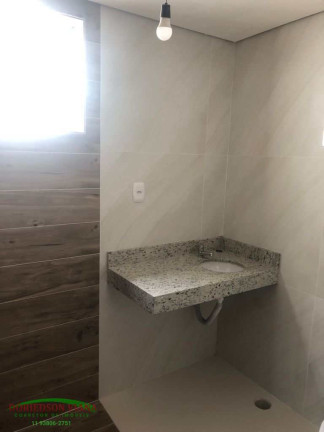 Imagem Casa com 3 Quartos para Alugar, 67 m² em Vila Galvão - Guarulhos