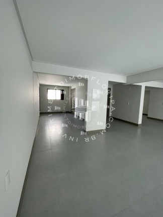 Imagem Cobertura com 4 Quartos à Venda, 490 m² em Centro - Balneário Camboriú Imagem Cobertura com 4 Quartos à Venda, 490 m² em Centro - Balneário Camboriú