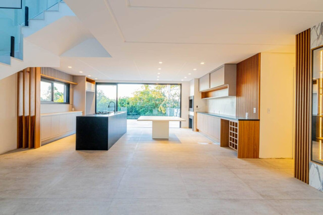 Imagem Casa com 3 Quartos à Venda, 330 m² em Cocão - Viamão