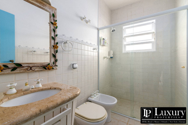 Imagem Casa de Condomínio com 5 Quartos à Venda, em Lagoinha - Ubatuba Imagem Casa de Condomínio com 5 Quartos à Venda, em Lagoinha - Ubatuba
