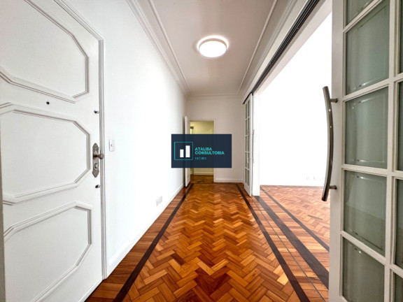 Imagem Imóvel com 3 Quartos à Venda, 193 m² em Leme - Rio De Janeiro Imagem Imóvel com 3 Quartos à Venda, 193 m² em Leme - Rio De Janeiro