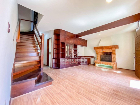 Imagem Casa com 4 Quartos à Venda, 114 m² em Alto - Teresópolis Imagem Casa com 4 Quartos à Venda, 114 m² em Alto - Teresópolis