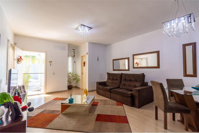 Imagem Casa com 3 Quartos à Venda,  em Harmonia - Canoas