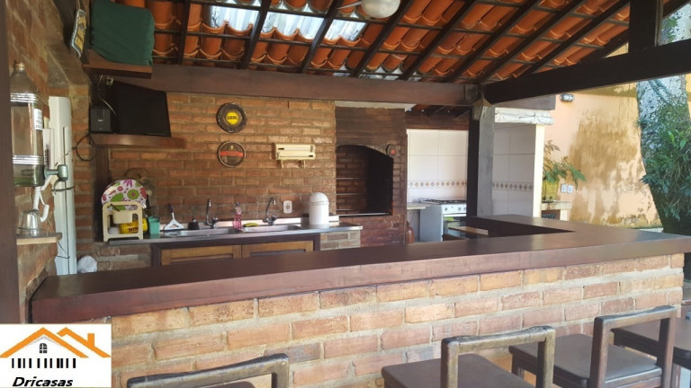 Imagem Casa com 6 Quartos à Venda, em Itacuruçá - Mangaratiba Imagem Casa com 6 Quartos à Venda, em Itacuruçá - Mangaratiba