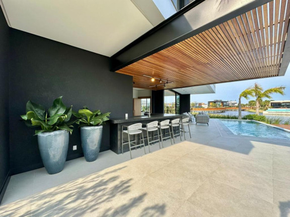 Imagem Casa com 5 Quartos à Venda, 450 m² em Centro - Capao Da Canoa Imagem Casa com 5 Quartos à Venda, 450 m² em Centro - Capao Da Canoa