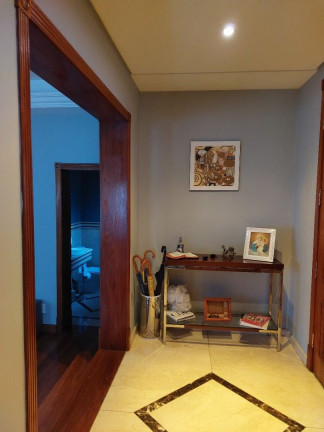 Imagem Casa com 3 Quartos à Venda, 379 m² em Granja Viana - Cotia Imagem Casa com 3 Quartos à Venda, 379 m² em Granja Viana - Cotia