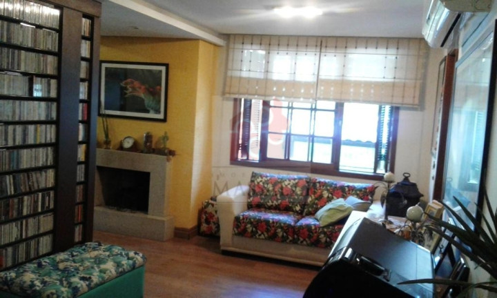 Casa com 5 Quartos à Venda, 125 m² em Santa Tereza - Porto Alegre