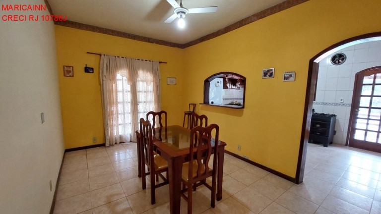 Imagem Casa com 3 Quartos à Venda, 190 m² em Baldeador - Niterói