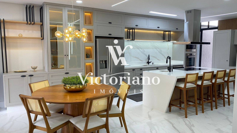 Imagem Casa com 3 Quartos à Venda, 243 m² em Jardim Oriente - São José Dos Campos Imagem Casa com 3 Quartos à Venda, 243 m² em Jardim Oriente - São José Dos Campos