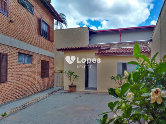 Imagem Casa com 5 Quartos à Venda, em Taquaral - Campinas Imagem Casa com 5 Quartos à Venda, em Taquaral - Campinas