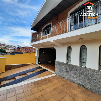 Imagem Casa com 2 Quartos à Venda, 223 m² em Jardim Ipê - Poços De Caldas Imagem Casa com 2 Quartos à Venda, 223 m² em Jardim Ipê - Poços De Caldas