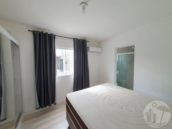 Imagem Sobrado com 3 Quartos à Venda, 304 m² em Centro - Balneário Camboriú Imagem Sobrado com 3 Quartos à Venda, 304 m² em Centro - Balneário Camboriú