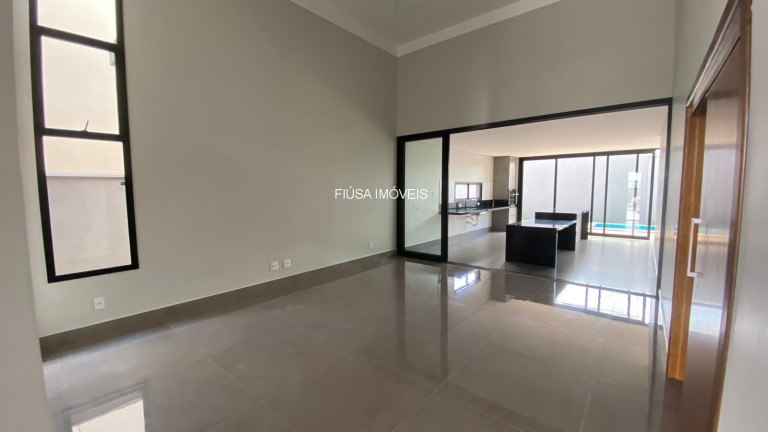 Imagem Casa com 3 Quartos à Venda, 195 m² em Vila Do Golf - Ribeirão Preto Imagem Casa com 3 Quartos à Venda, 195 m² em Vila Do Golf - Ribeirão Preto