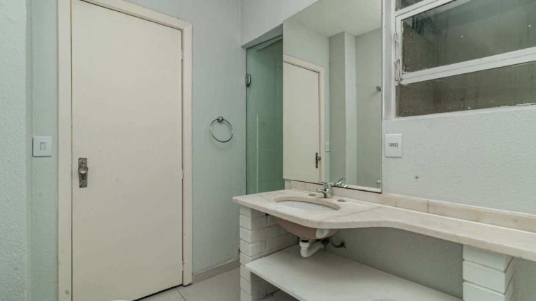 Imagem Apartamento com 2 Quartos à Venda, 79 m² em Centro Histórico - Porto Alegre Imagem Apartamento com 2 Quartos à Venda, 79 m² em Centro Histórico - Porto Alegre