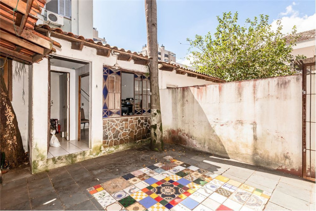 Imagem Casa com 3 Quartos à Venda,  em Menino Deus - Porto Alegre