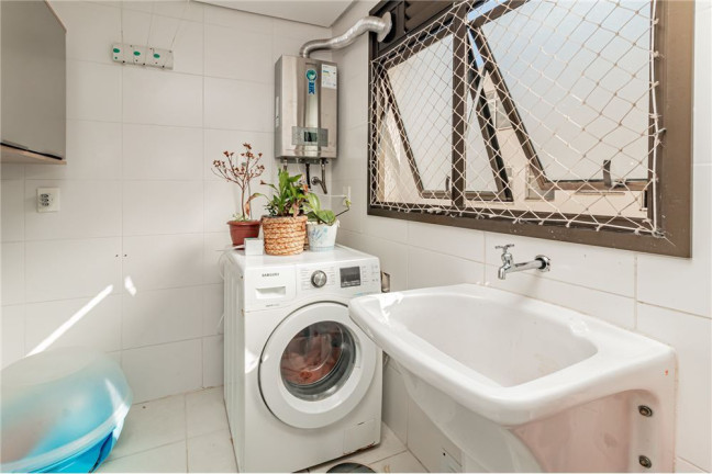 Imagem Imóvel com 2 Quartos à Venda, em Higienópolis - Porto Alegre Imagem Imóvel com 2 Quartos à Venda, em Higienópolis - Porto Alegre